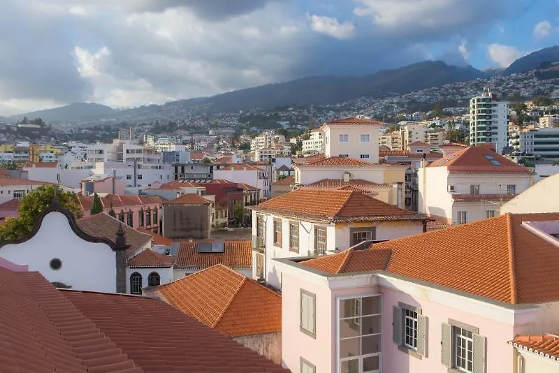 Five Design Rooftop By Storytellers Funchal  0*, Funchal (Madeira) Portugal