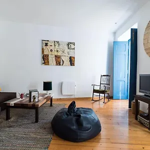Magnificent Historical City Centre Apart With Terrace Lisboa